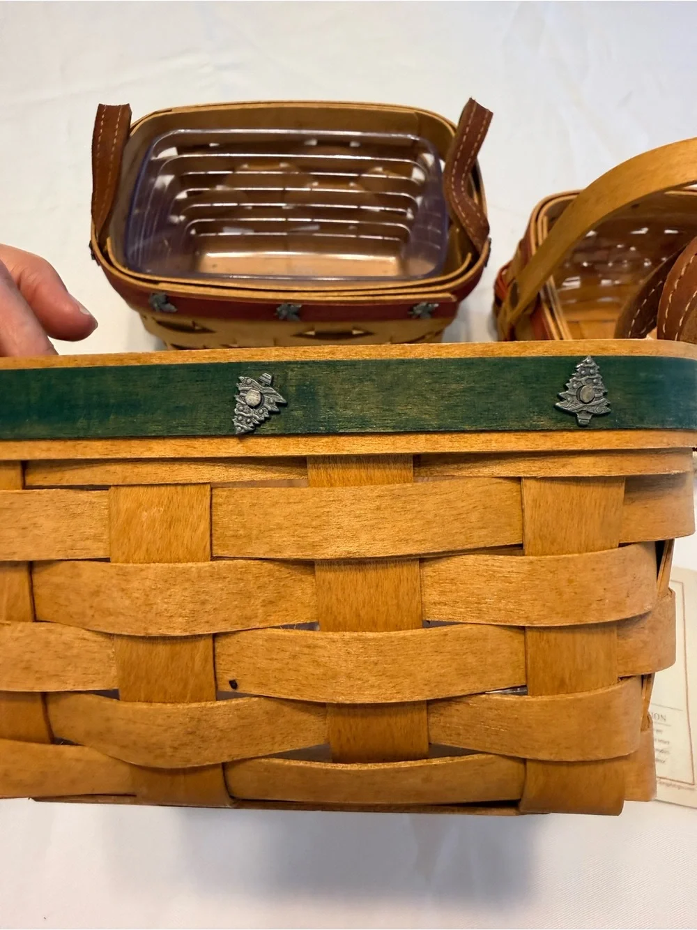 VTG 2000-2006 Longaberger woven Holiday baskets (3) w/protective liners